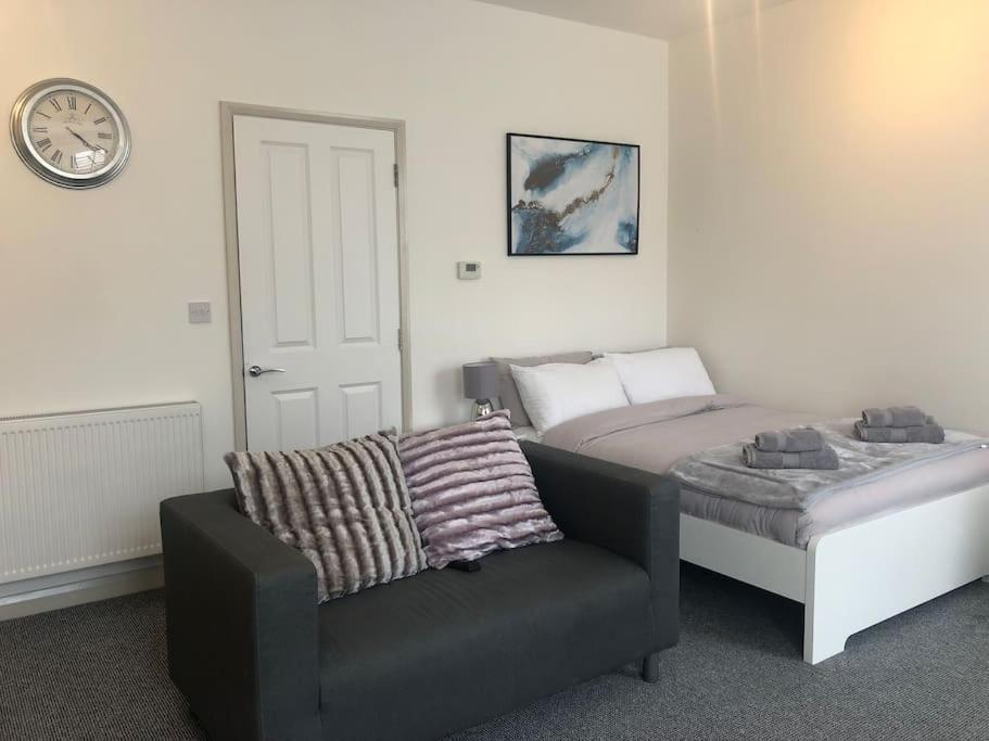 Newly Renovated Modern Studio Apartment Penzance Exterior foto
