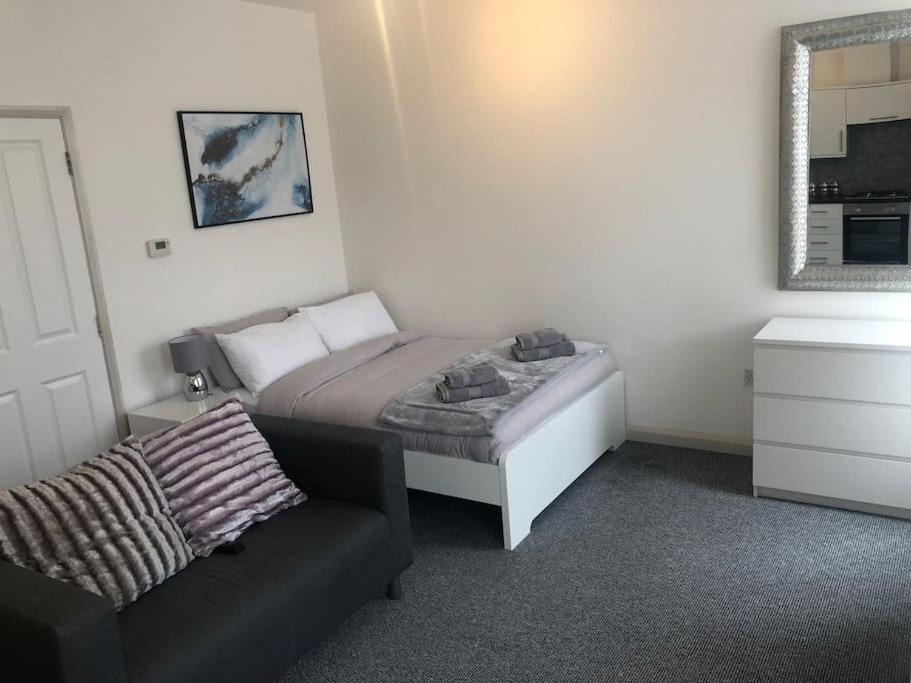 Newly Renovated Modern Studio Apartment Penzance Exterior foto